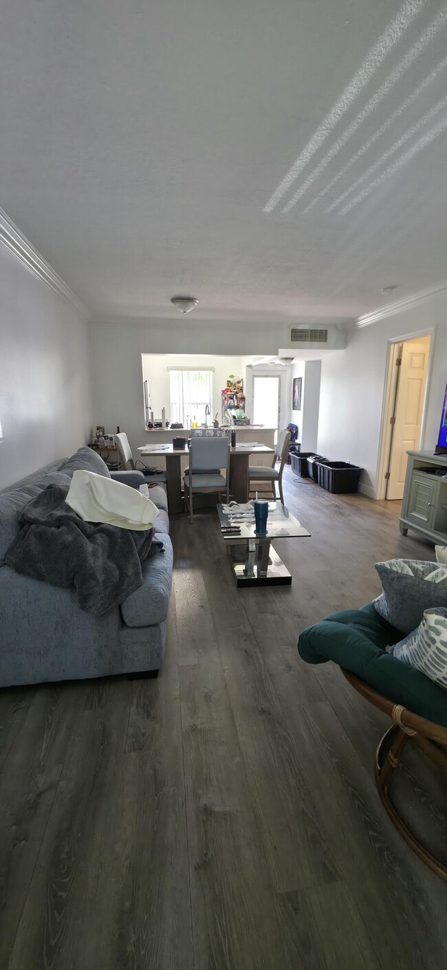 Building Photo - 6091 NW 61st Ave