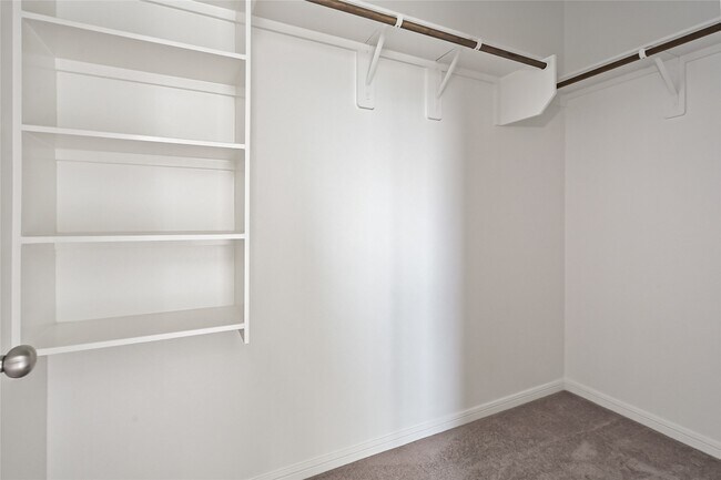 Building Photo - 21127 Dolphin Bay Ln