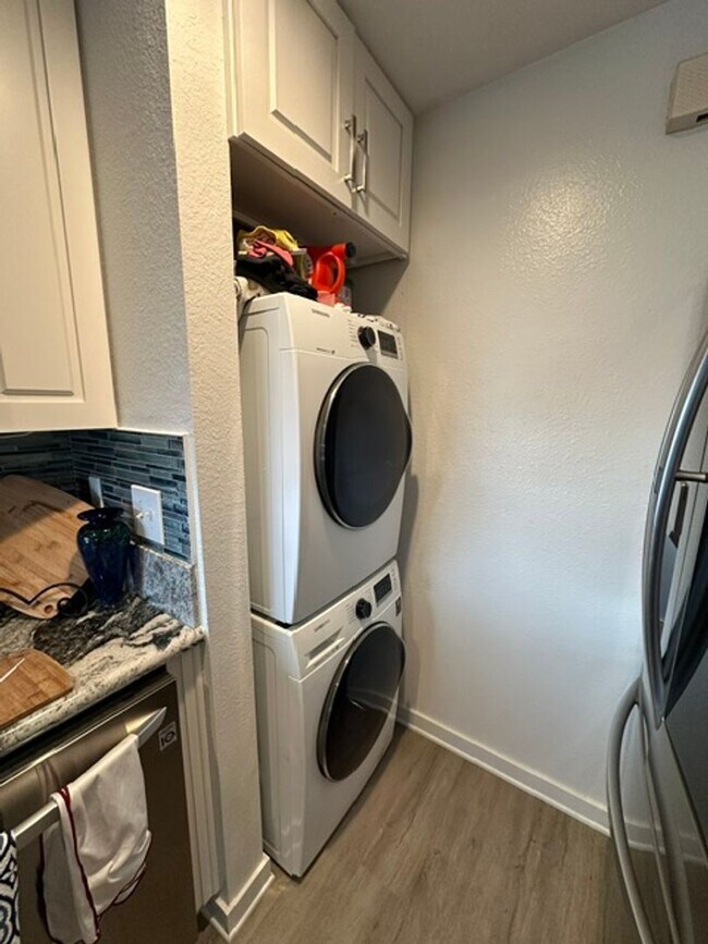 Building Photo - Fully Furnished in Bristol Cove Carlsbad!