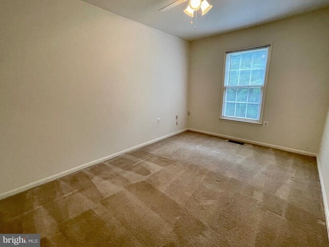 Building Photo - 5847 Rockdale Ct