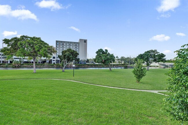 Building Photo - 7580 SW 82nd St