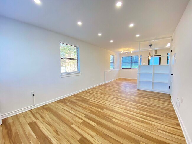 Building Photo - Faris Ridge Condominiums