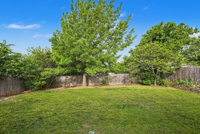 Building Photo - 8401 Tribute Ln