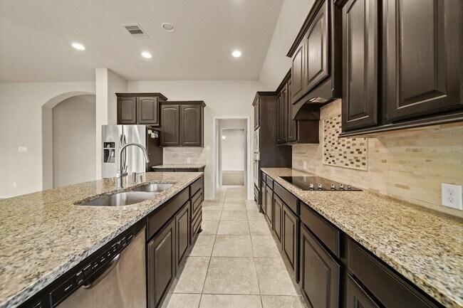 Building Photo - 1303 Paradise Creek Ln