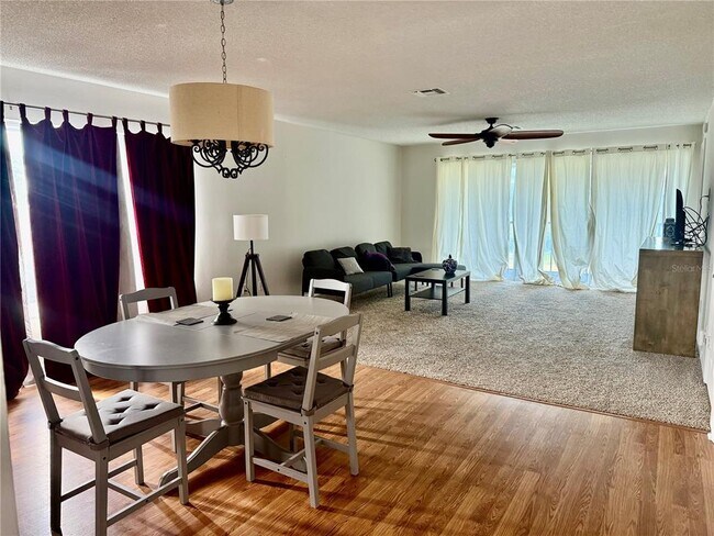 Building Photo - 1645 Spoonbill Ln