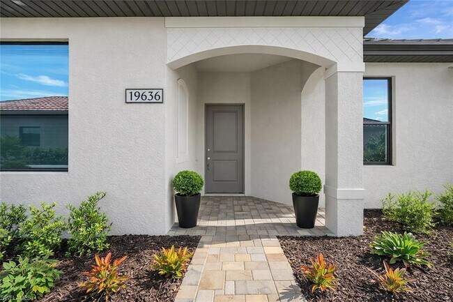 Building Photo - 19394 Hinkley Dr