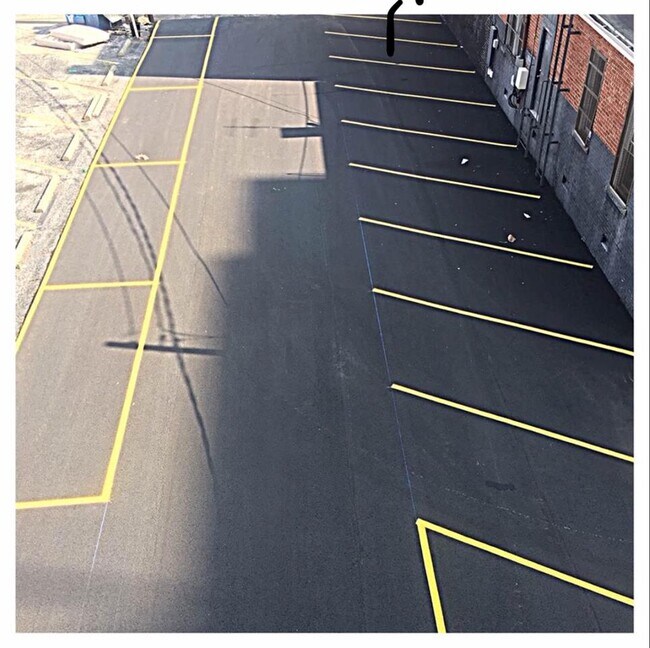 Building Photo - 1107 4th Ave