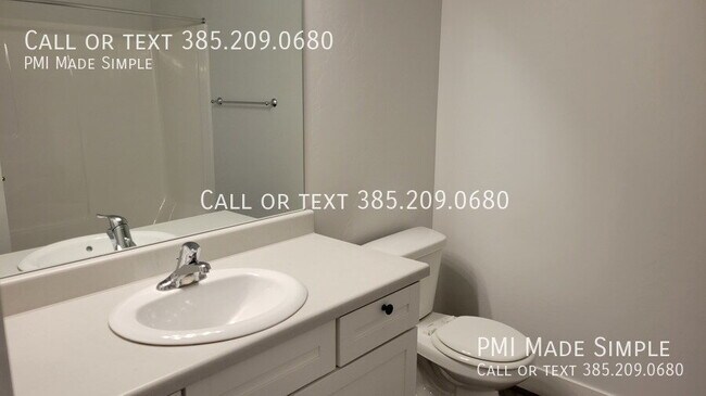 Building Photo - Gorgeous Top Floor Condo! Great Views!