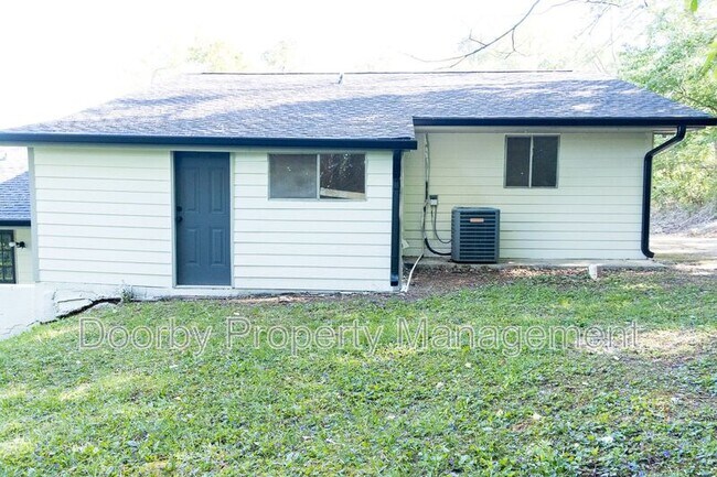 Building Photo - 6404 Middle Dr