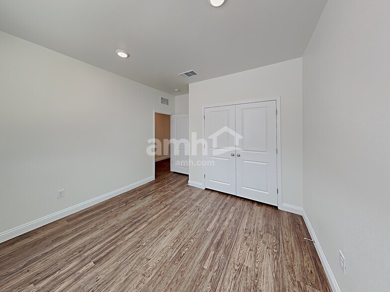Building Photo - 712 Sienna Rising Dr