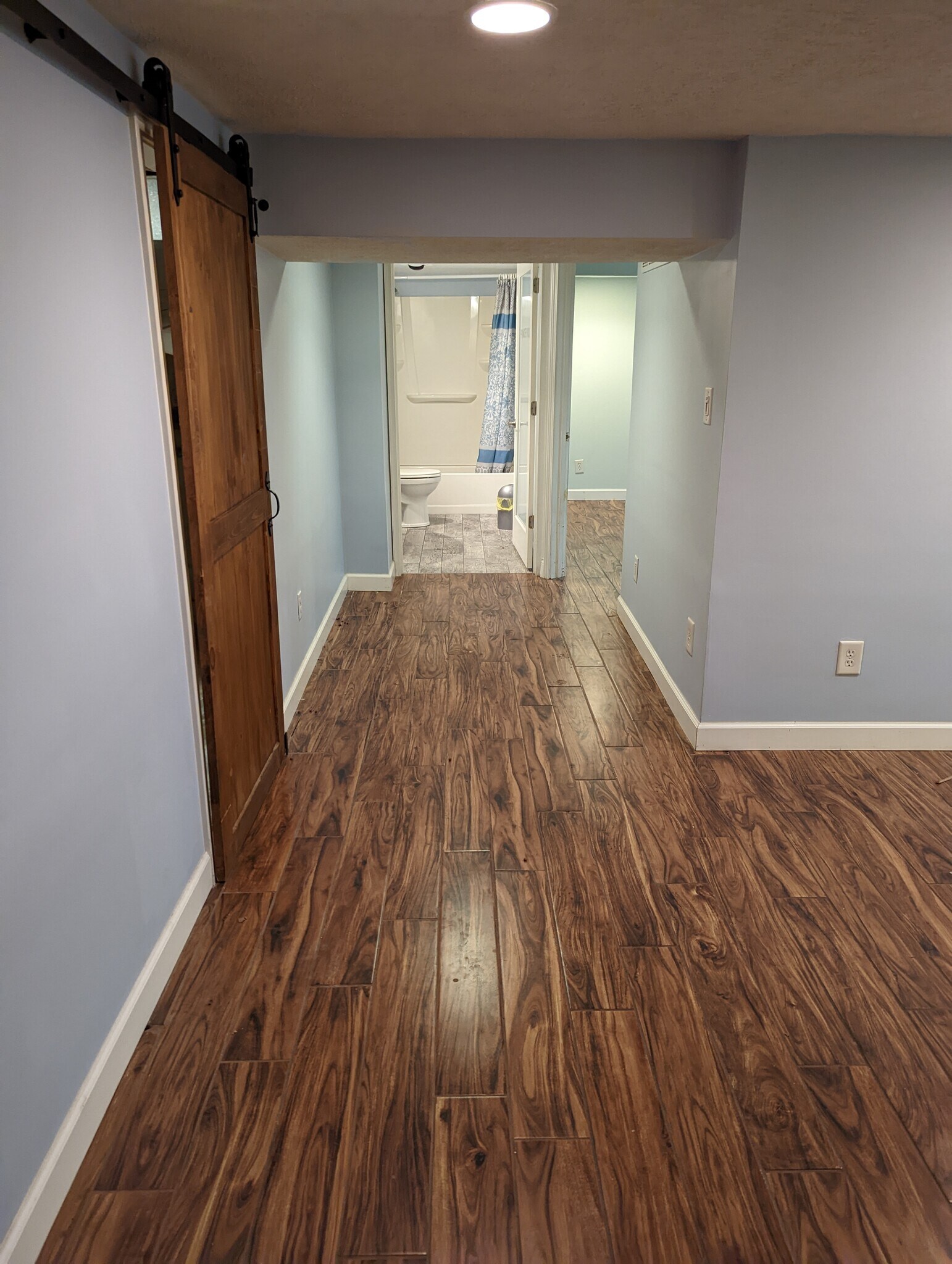 DS - Hallway - 1308 Wright St