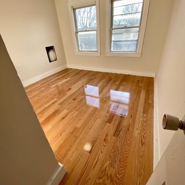 Building Photo - 16 Kilby St