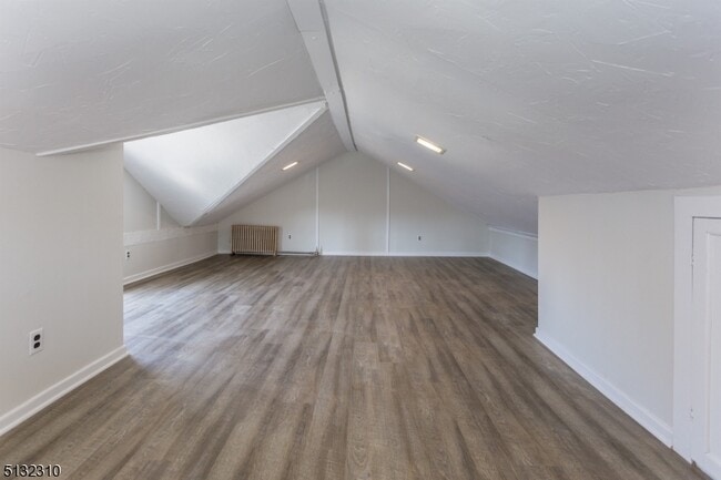 Building Photo - 211 Washington St