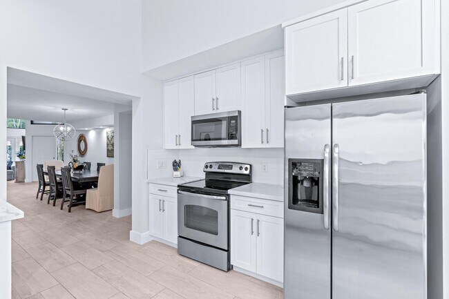 Building Photo - 2442 Windsor Way Ct