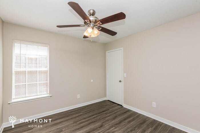 Building Photo - 1440 Chelsea Ln