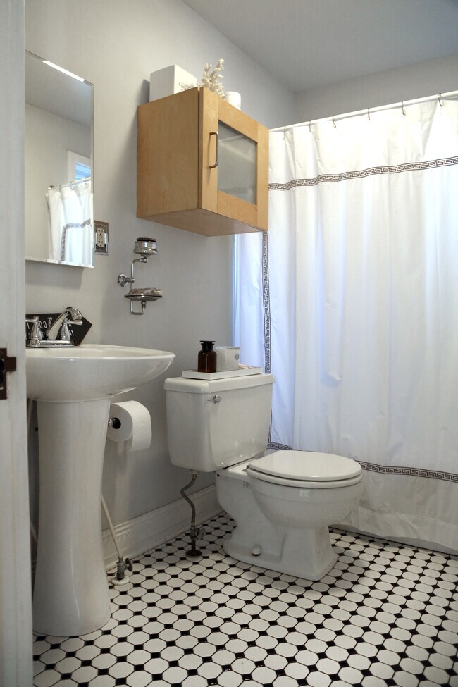 Bathroom - 1836 Deer Park Ave