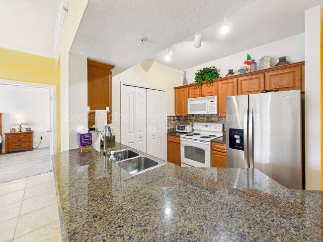 Building Photo - 12960 Positano Cir