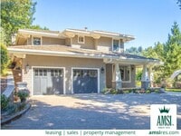 Building Photo - Stunning 4Bed/5bath Home in Kentfield