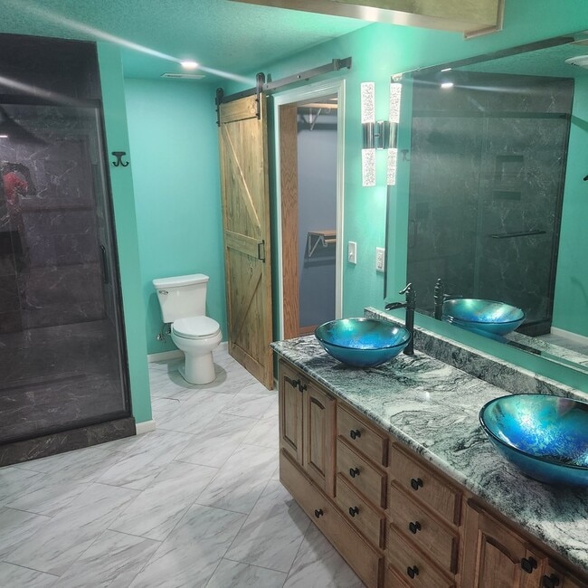 Building Photo - 4636 E Merced St