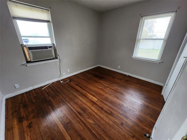 Building Photo - 843 Harbor Dr