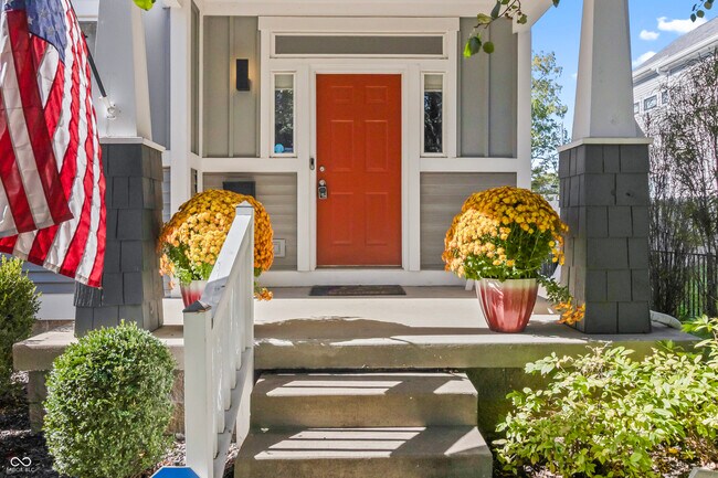 Building Photo - 2410 N College Ave