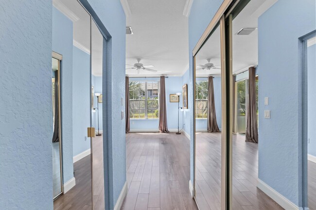 Building Photo - 6576 Villa Sonrisa Dr
