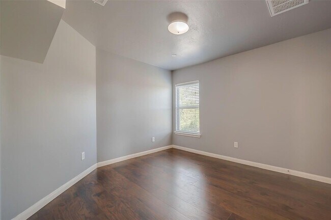 Building Photo - 6302 Wellness Landing Ln