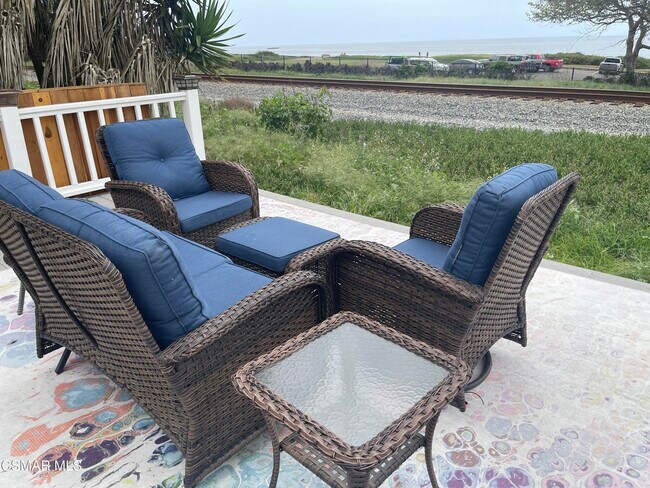 Building Photo - 5573 Calle Arena