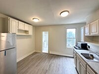 Building Photo - 144 Van Horne St