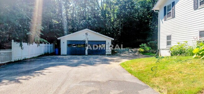 Building Photo - 1203 Suncook Valley Rd