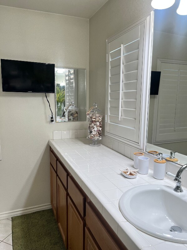 Building Photo - 8418 Lourenco Ln