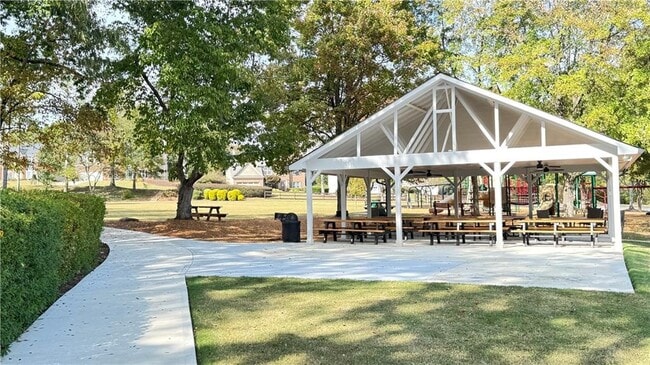 Building Photo - 7195 Devonhall Way