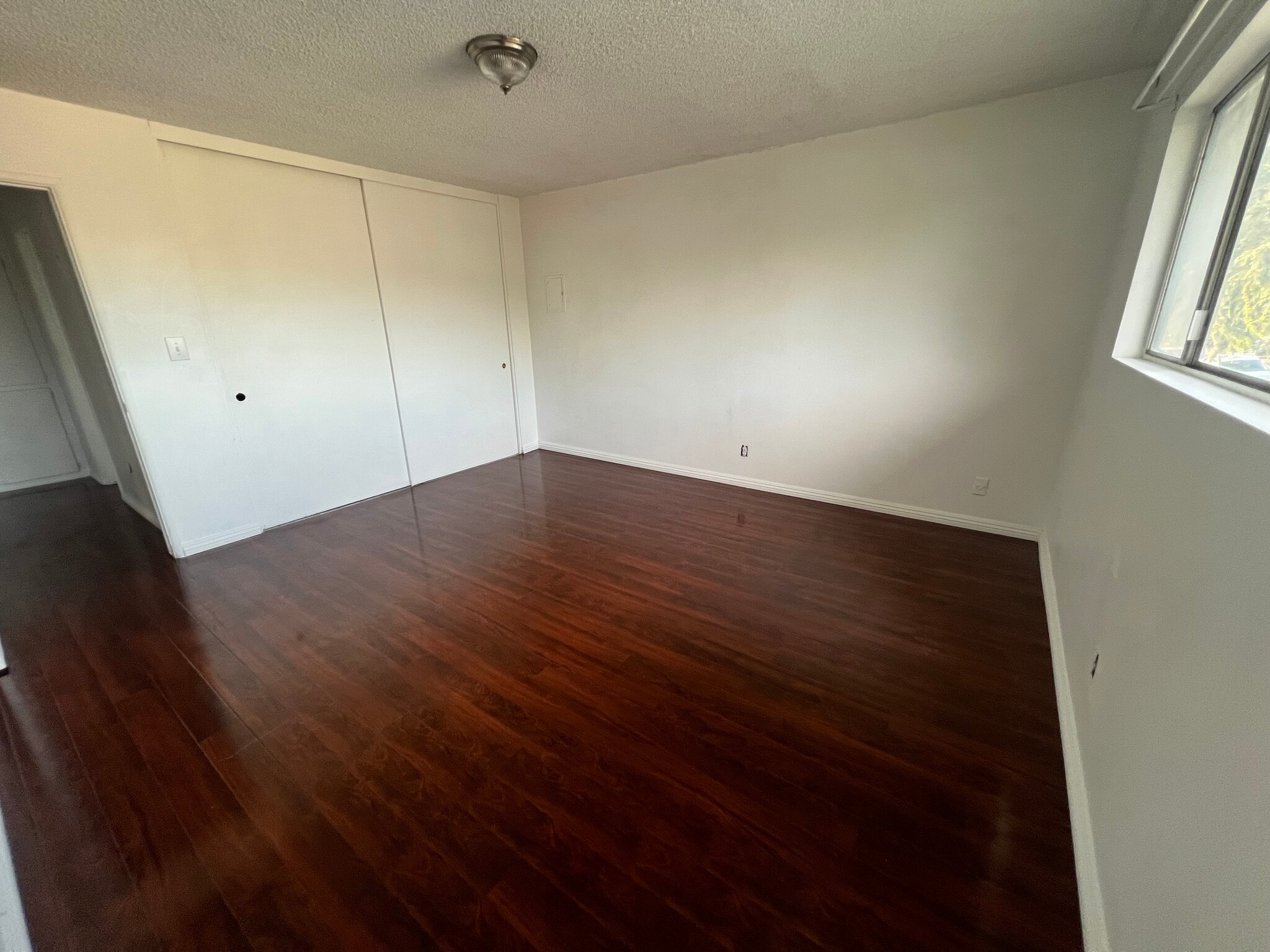 Building Photo - 8145 Garden View Ave