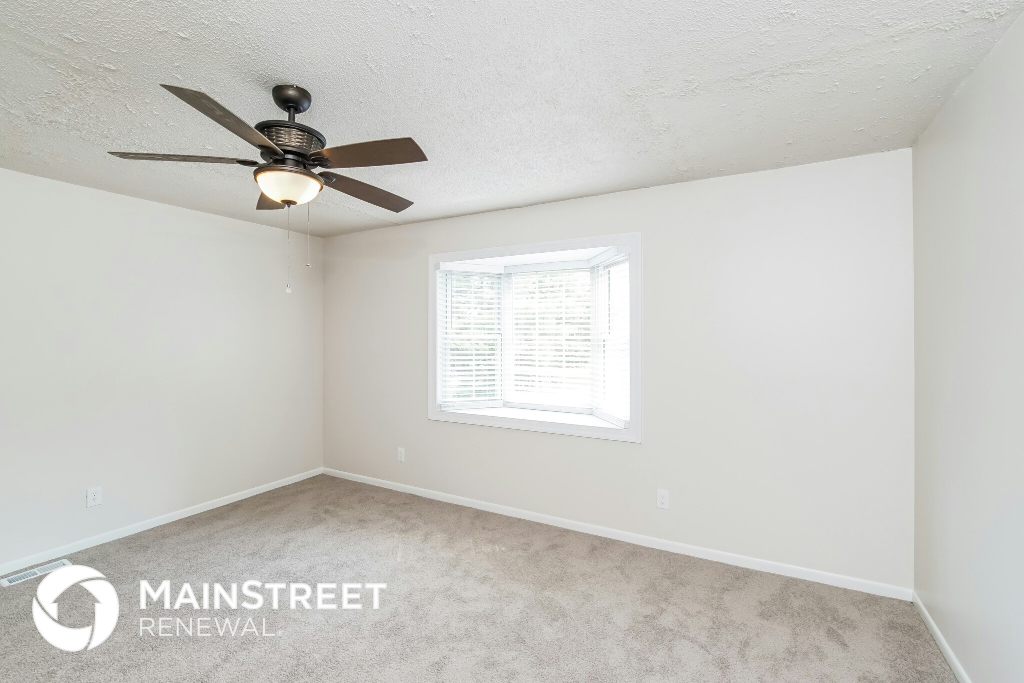 Building Photo - 505 Junco Ln