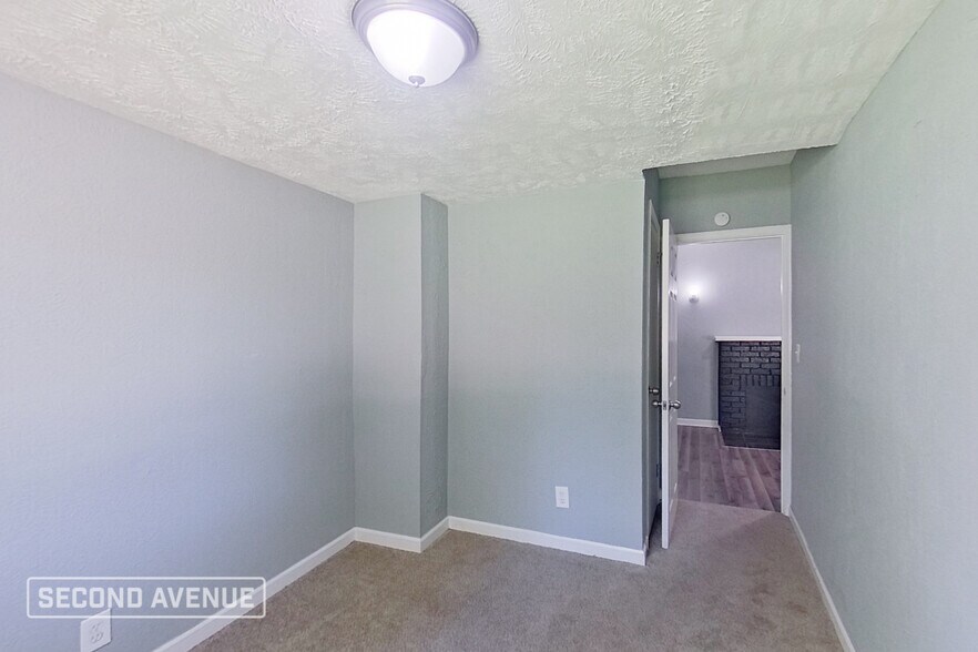 Building Photo - 3636 N Dearborn St