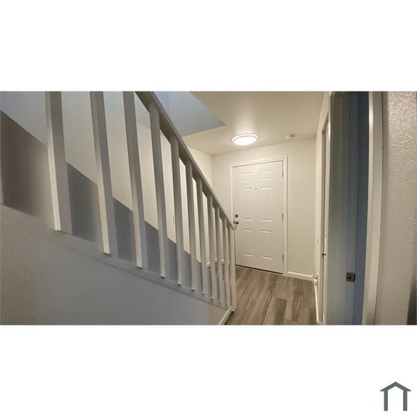 Building Photo - 629 Adele Ave