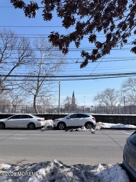 Building Photo - 861 Summit Ave