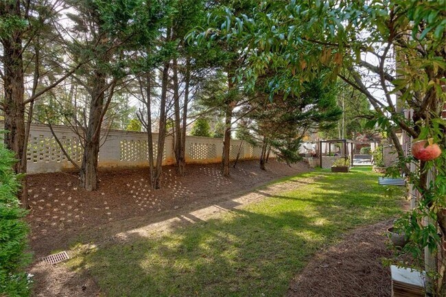 Building Photo - 5962 Spalding Park Pl