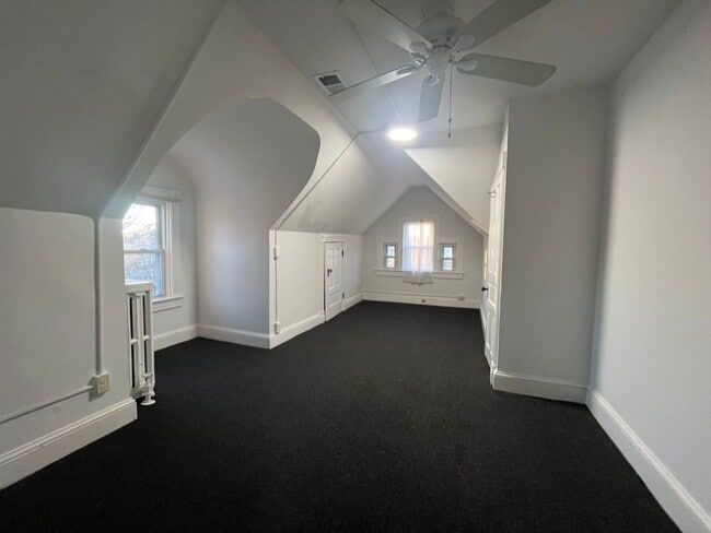 Building Photo - Brookland Grand 4917 sqft 8bd 3.5bth Home | Huge Front Porch | Large Back Yard