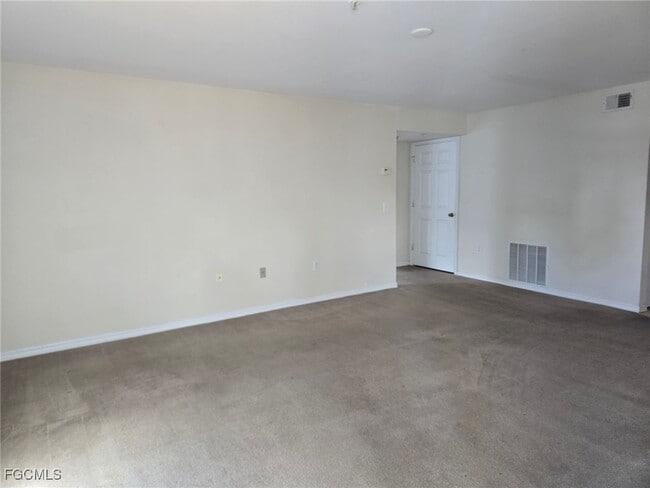 Building Photo - 1753 Four Mile Cove Pkwy