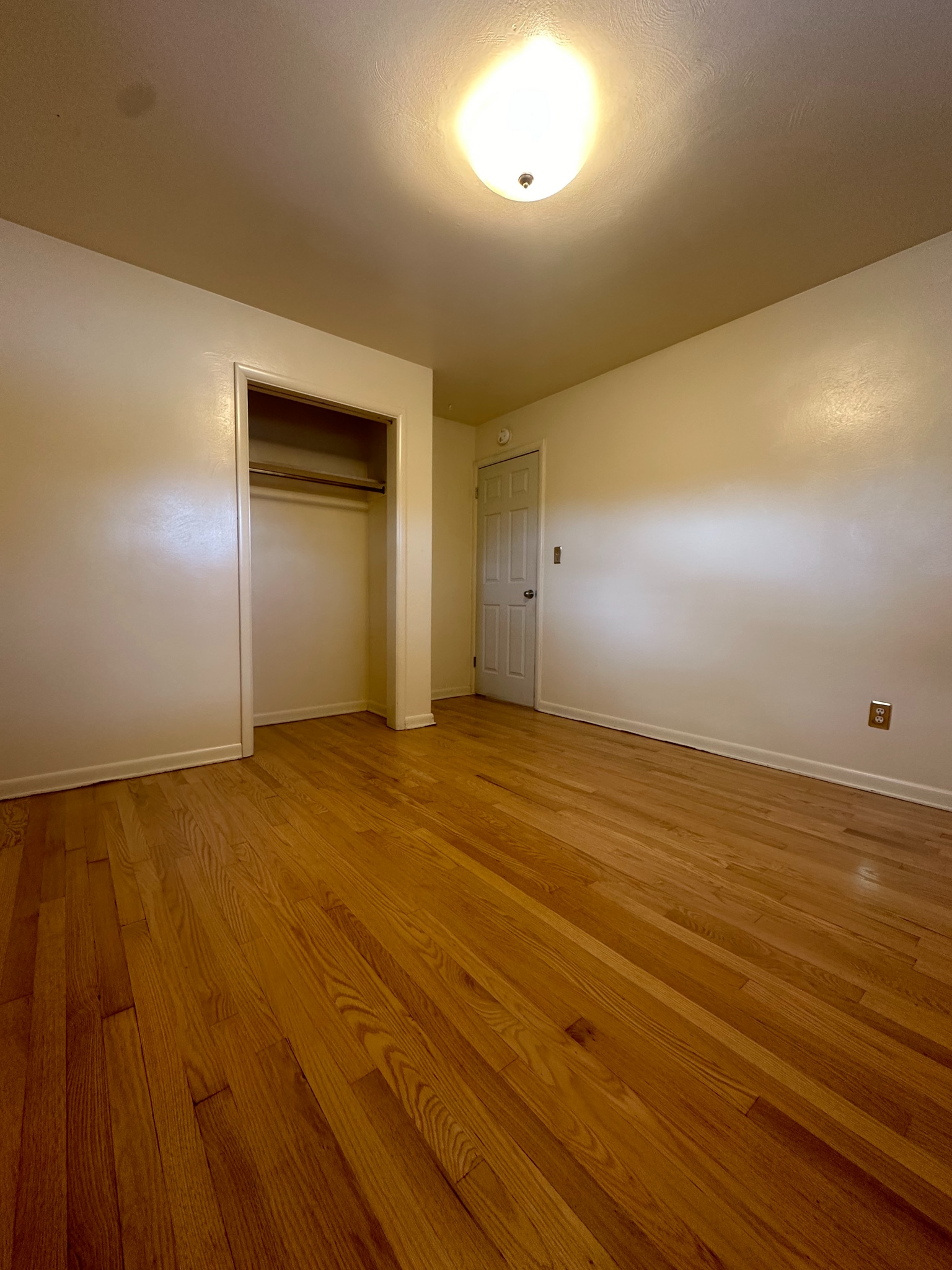 Upstairs bedroom - 411 Keller St