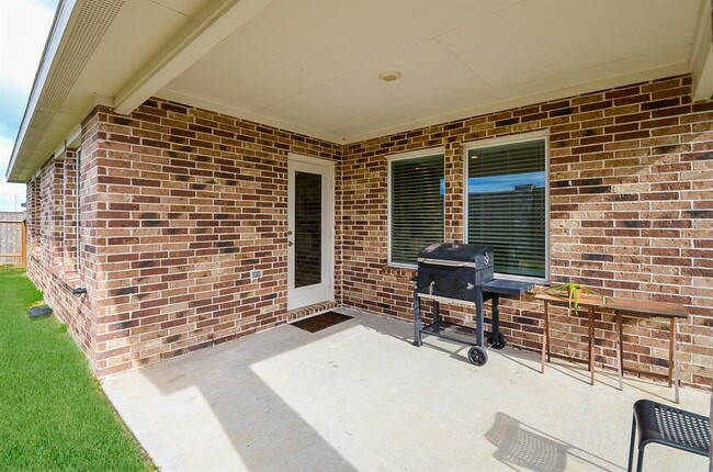 Building Photo - 29510 Cayenne Cir