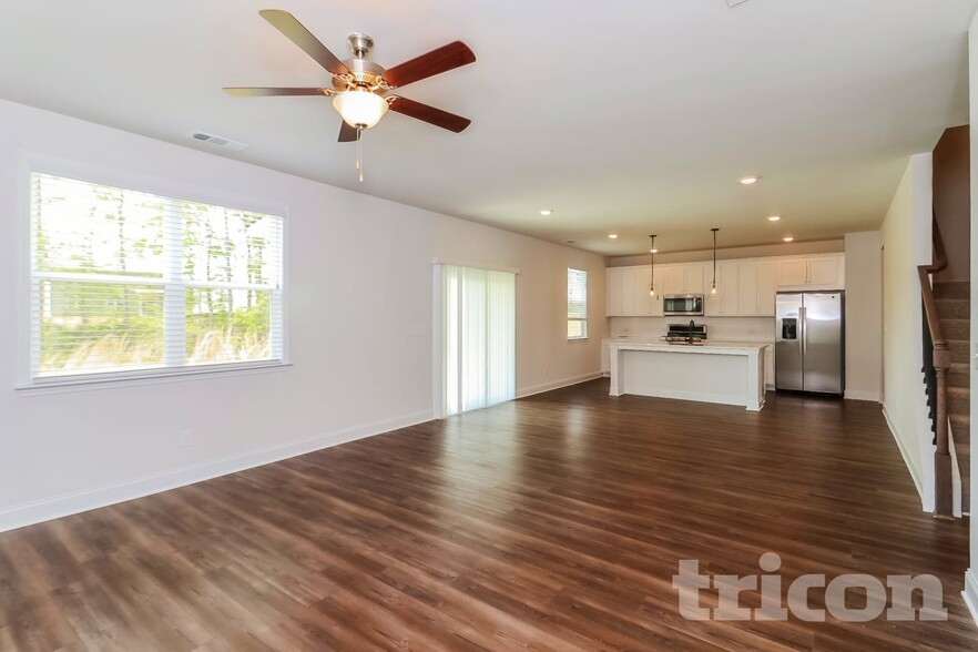 Building Photo - 80 Leyland Ct