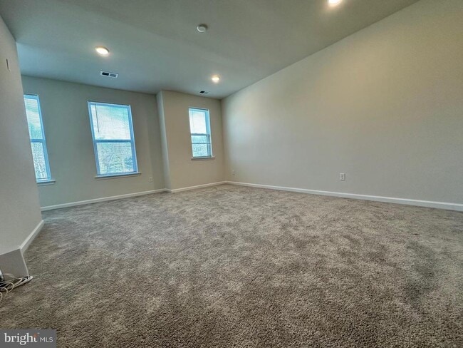Building Photo - 807 Shay Ct