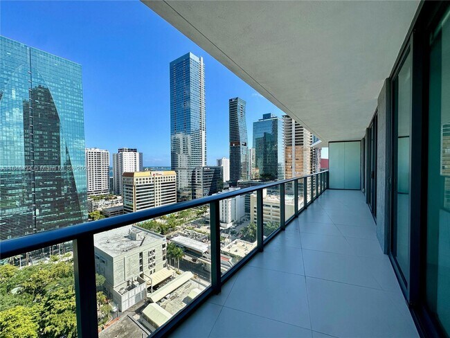 Building Photo - 1300 S Miami Ave