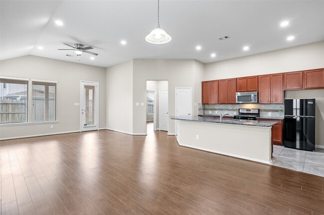 Building Photo - 6530 Bayliss Valley Ln