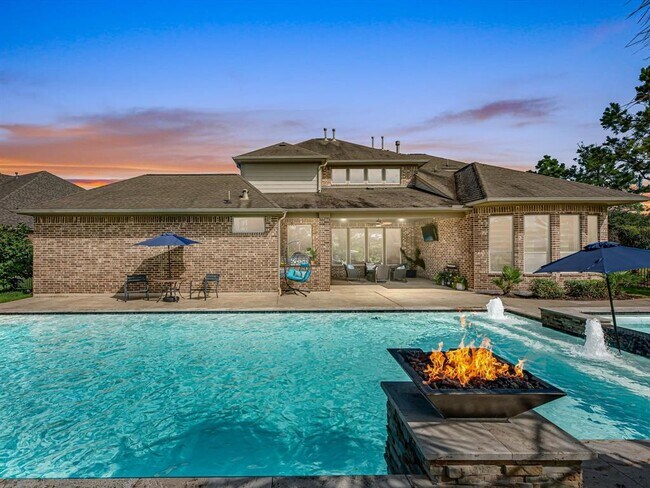 Building Photo - 19003 Cove Manor Dr