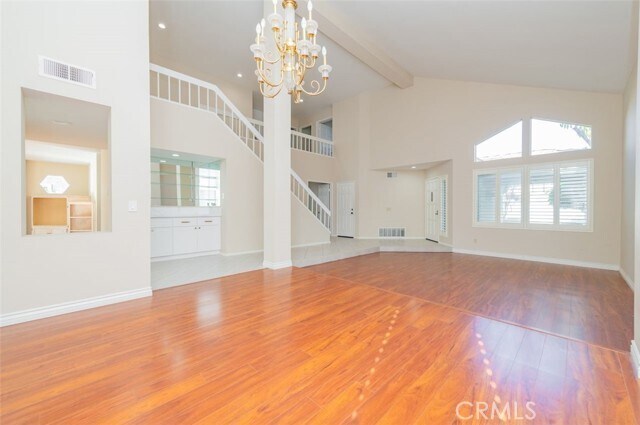 Building Photo - 8 Bayview