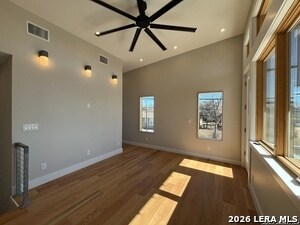 Building Photo - 1107 S Cherry St