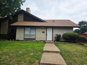 Building Photo - 13441 Blossomheath Ln